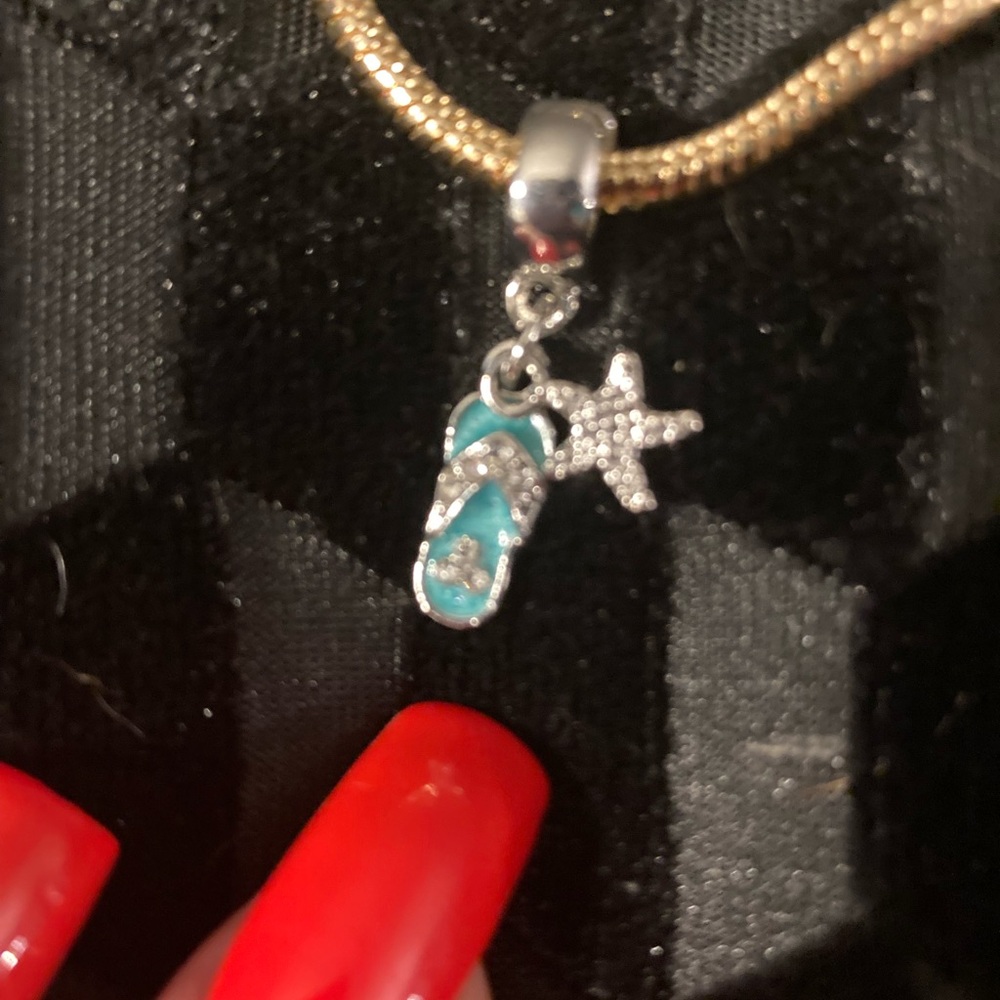 Charm-Bracelet or Necklace Charm/ Pendent Aqua Sandal Starfish in rhinestones - Picture 5 of 9